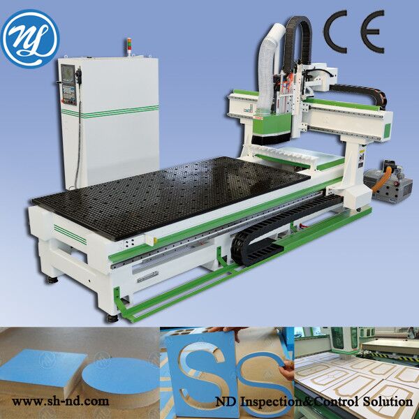 Woodworking CNC router machine with linear Auto tool changer
